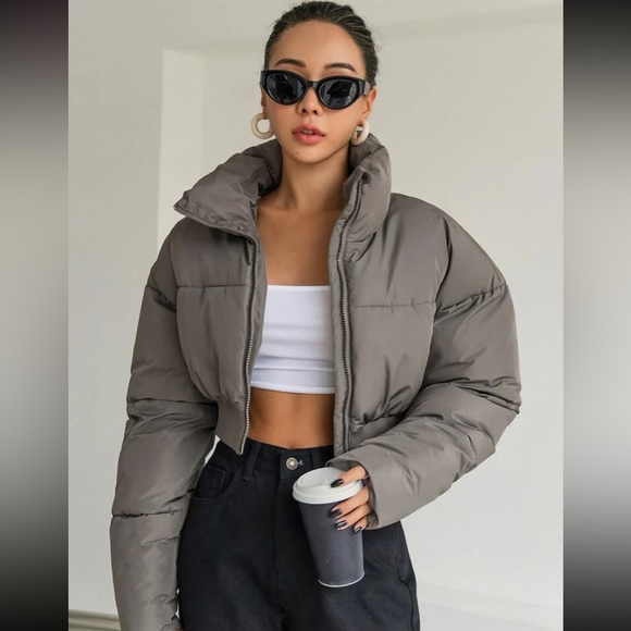 Jackets & Blazers - NWOT  Drop Shoulder Zipper Crop Puffer Thick Pockets Coat